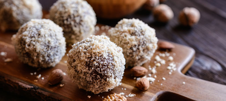 christmas-desserts-rumballs-article.jpg christmas-desserts-rumballs-article.jpg