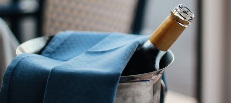 Chill-wine-article-wet-it-down.jpg Chill-wine-article-wet-it-down.jpg