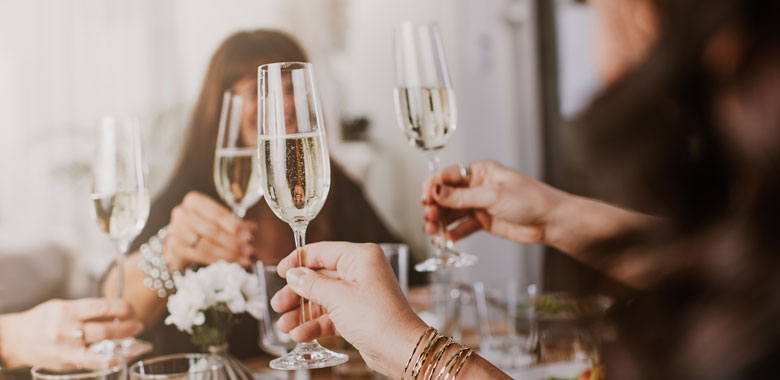 ChampvSparkling-article1.jpg ChampvSparkling-article1.jpg